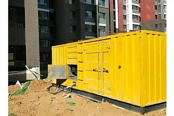 端州发电机租赁中燃油压力过低会对发动机的哪些部件造成损坏？